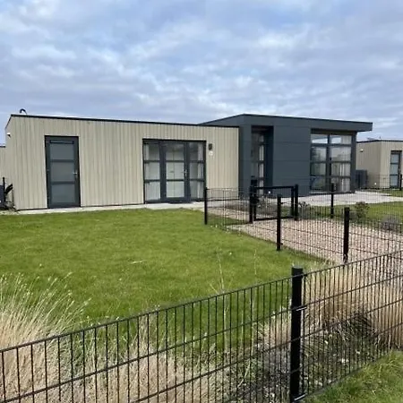 Enkhuizer Meeresbrise Dritte Reihe Mit Zaun Haus Nr 251 * Enkhuizen