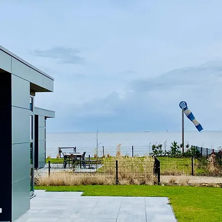 Enkhuizer Meeresbrise Dritte Reihe Mit Zaun Haus Nr 251 Holiday home *